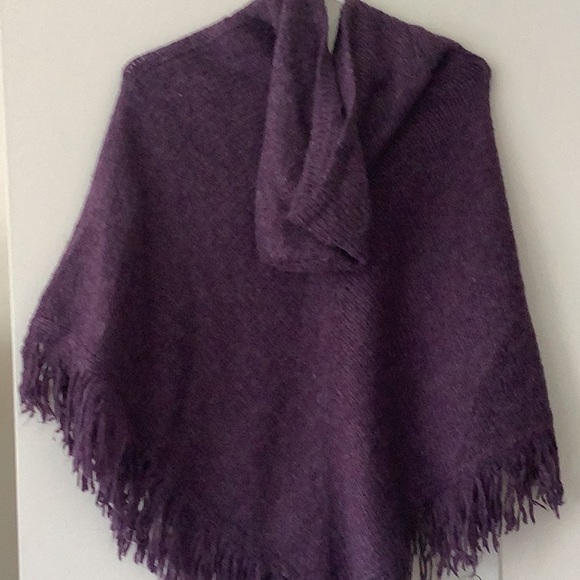 Purple poncho - Picture 2 of 6
